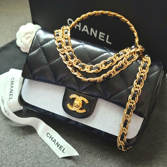 CHANEL Handbags - New 23S Métiers d'art Chanel Top handle Golden Links 2way Mini Rectangular